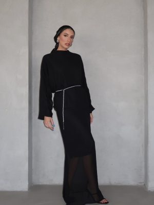 חליפת שיפון שחורה