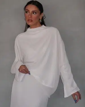 חליפת שיפון לבנה