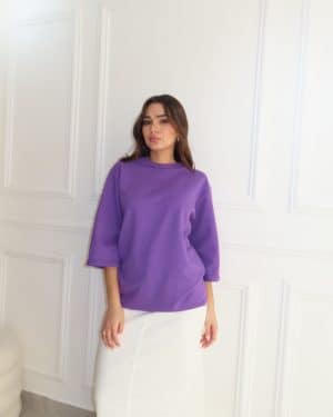 טישרט סגולה