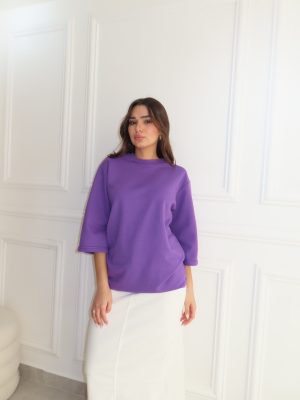 טישרט סגולה