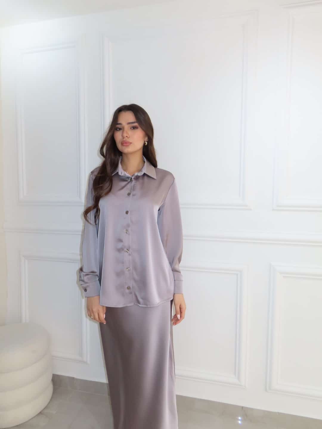 חליפת סאן אפורה – תמונה 3