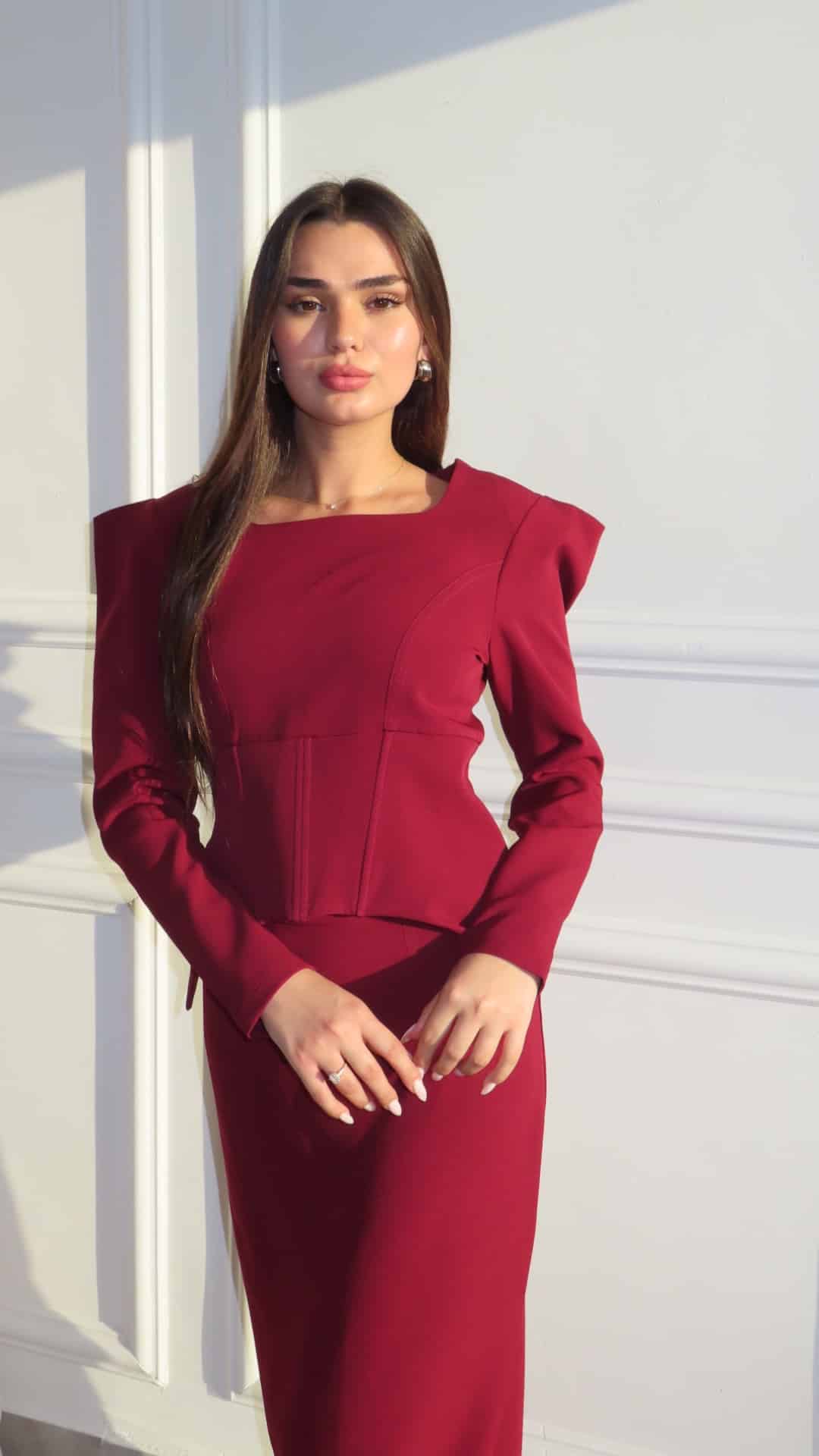 חליפת סטורי בורדו – תמונה 2