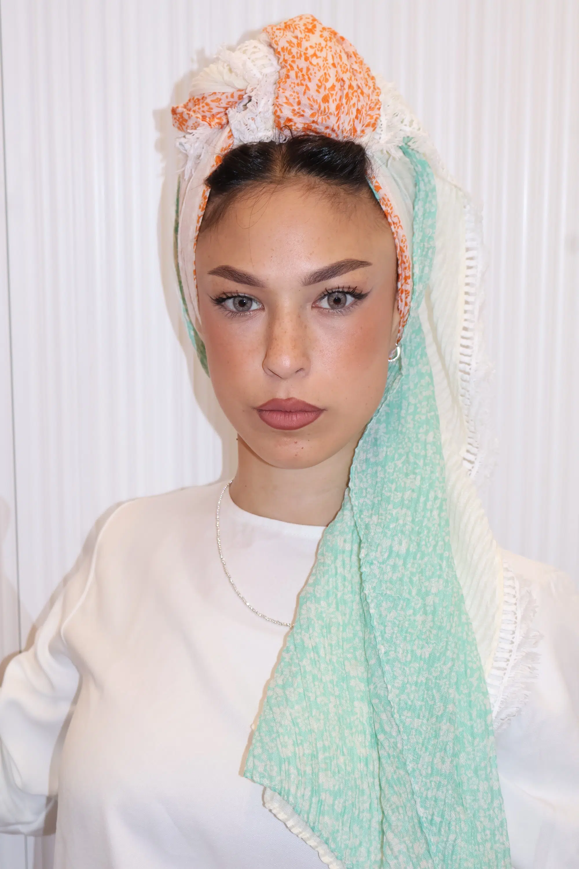 מטפחת פרחים שילוב טורקיז