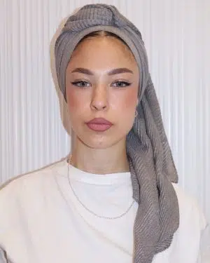 מטפחת בר אפורה