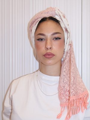 מטפחת תחרה פרחונית ורודה