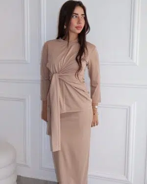 חליפת קשירה שמפניה