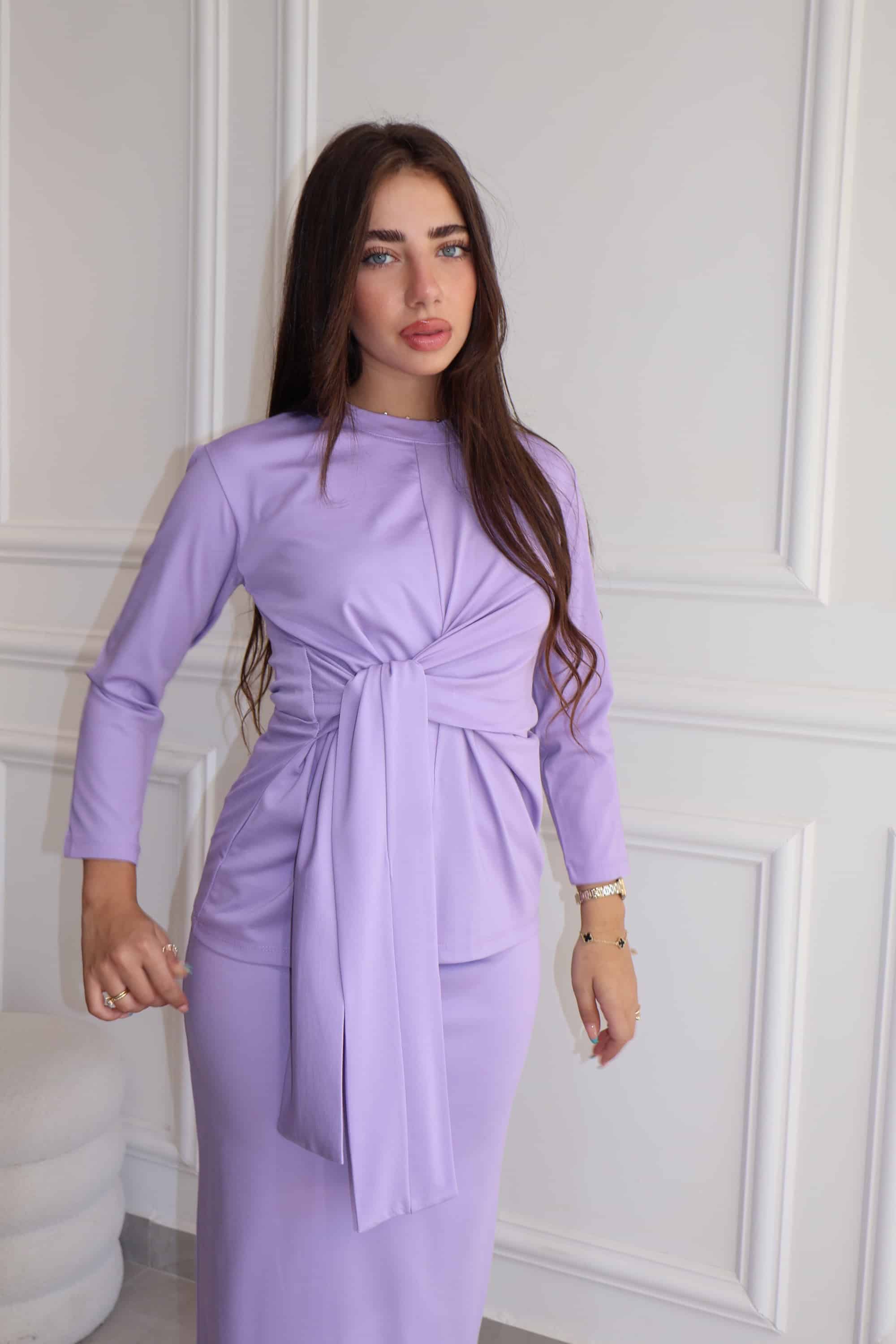 חליפת קשירה סגולה – תמונה 3