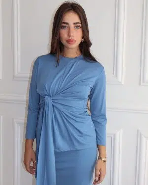 חליפת קשירה כחול גינס