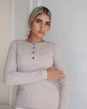 חולצת ריב כפתורים בז