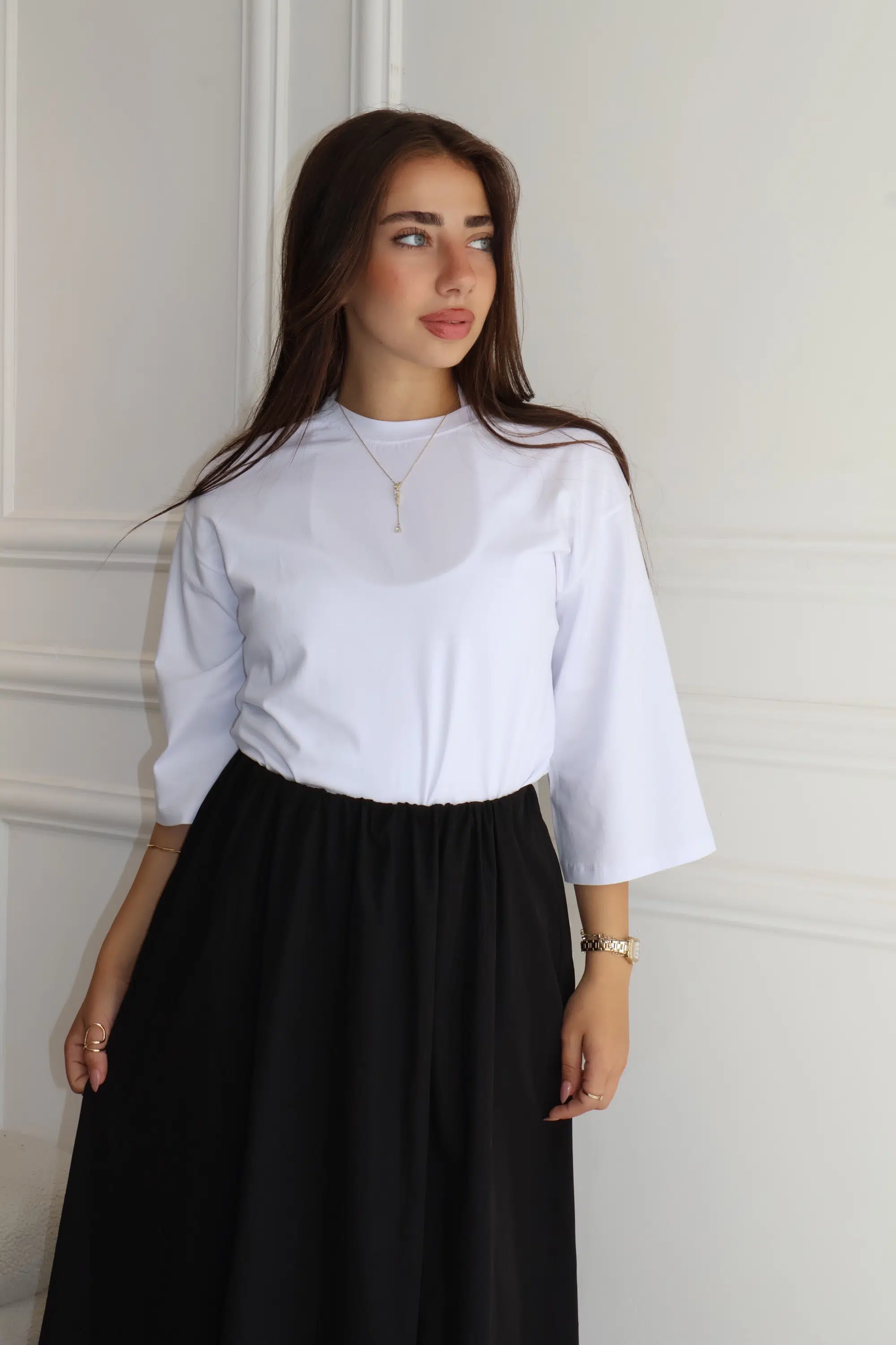 חצאית אדל שחורה – תמונה 2