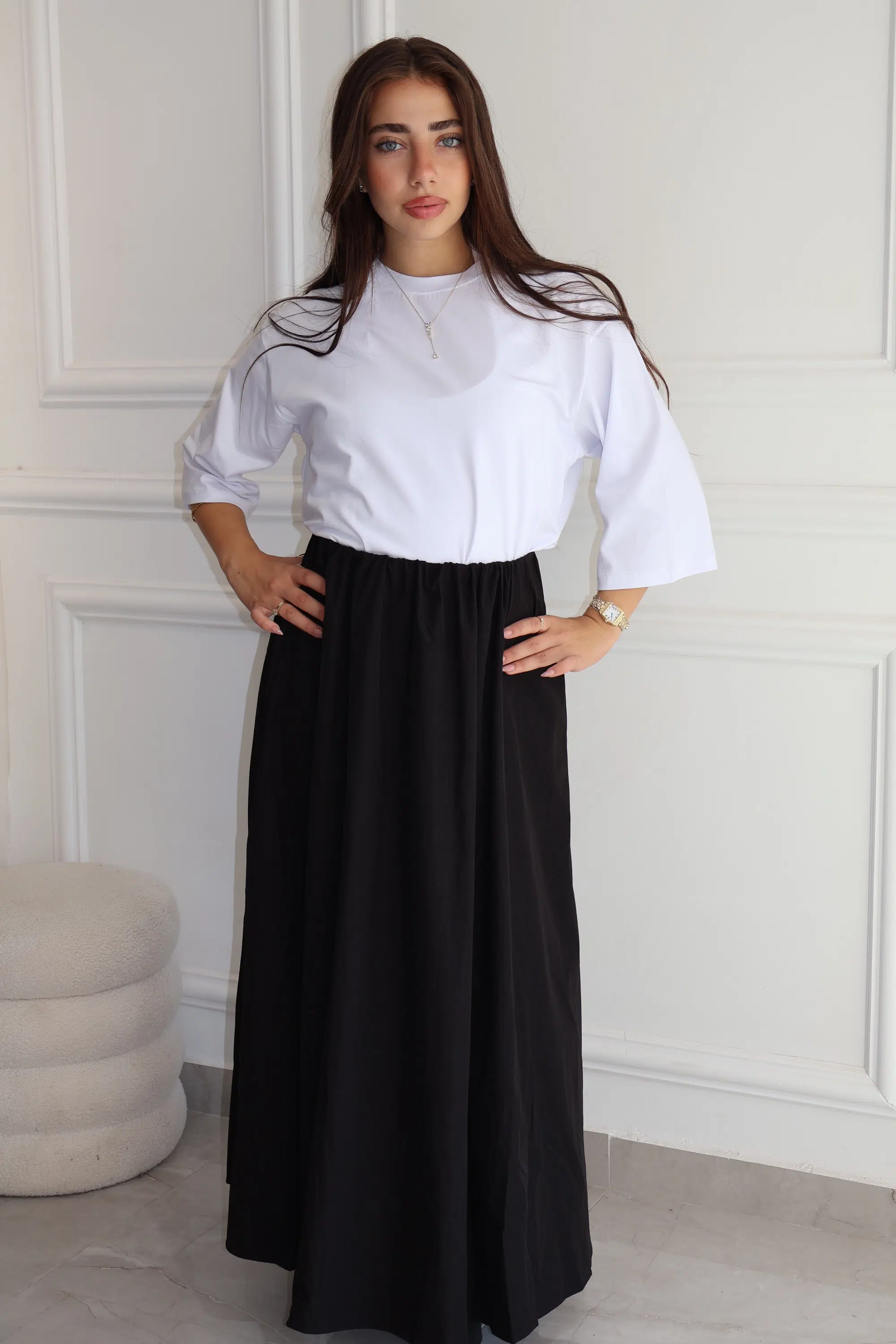 חצאית אדל שחורה – תמונה 3