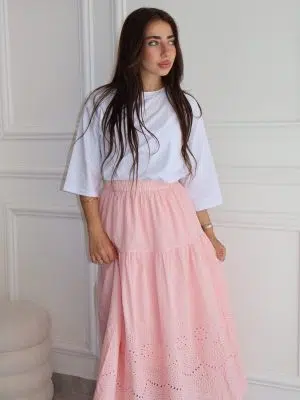 חצאית תחרה ורוד ביבי