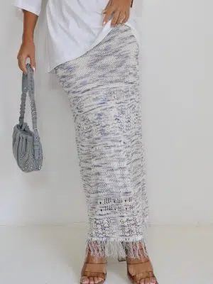 חצאית סרוגה שילוב לבן