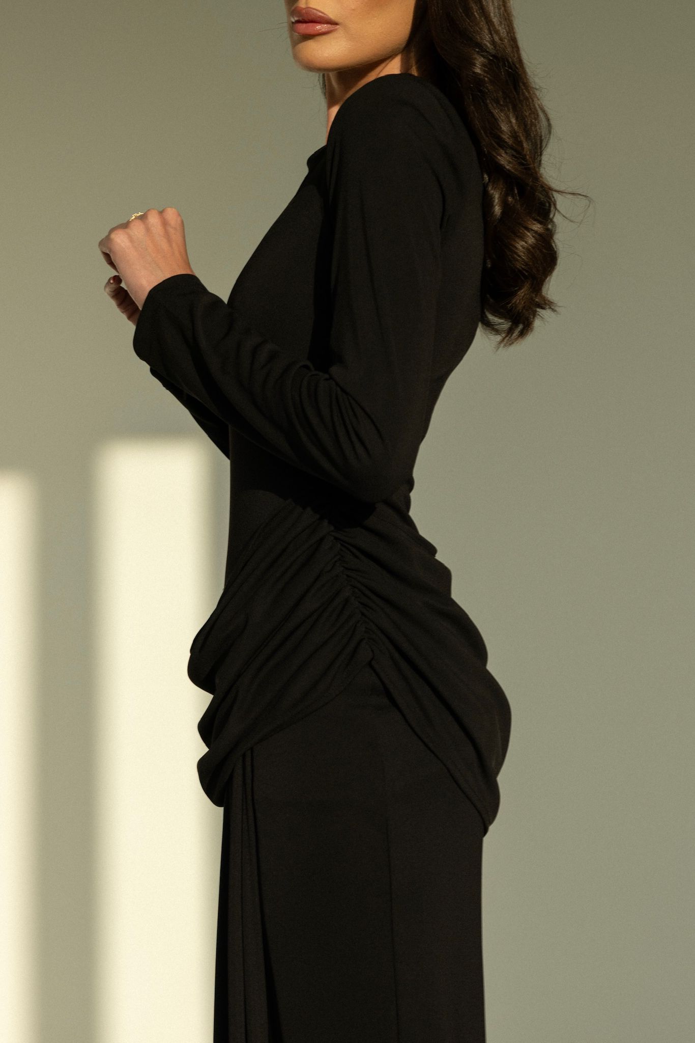 שמלת מונה – תמונה 3