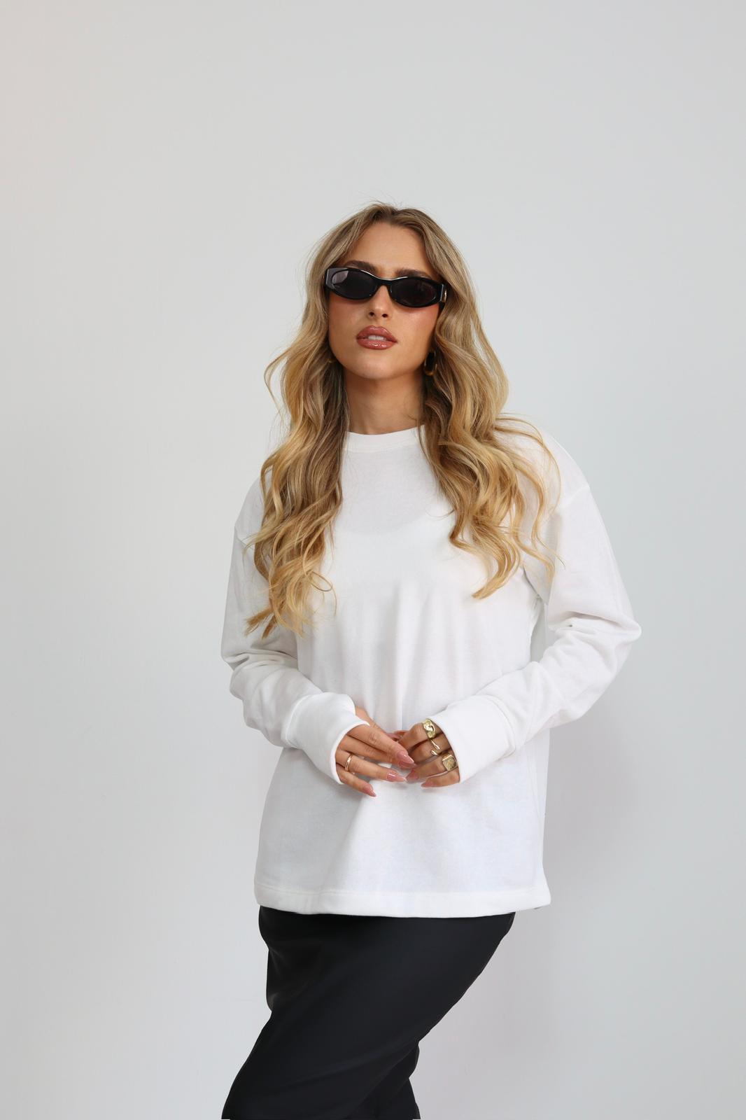 חולצת פסים אוברסייז כפפה