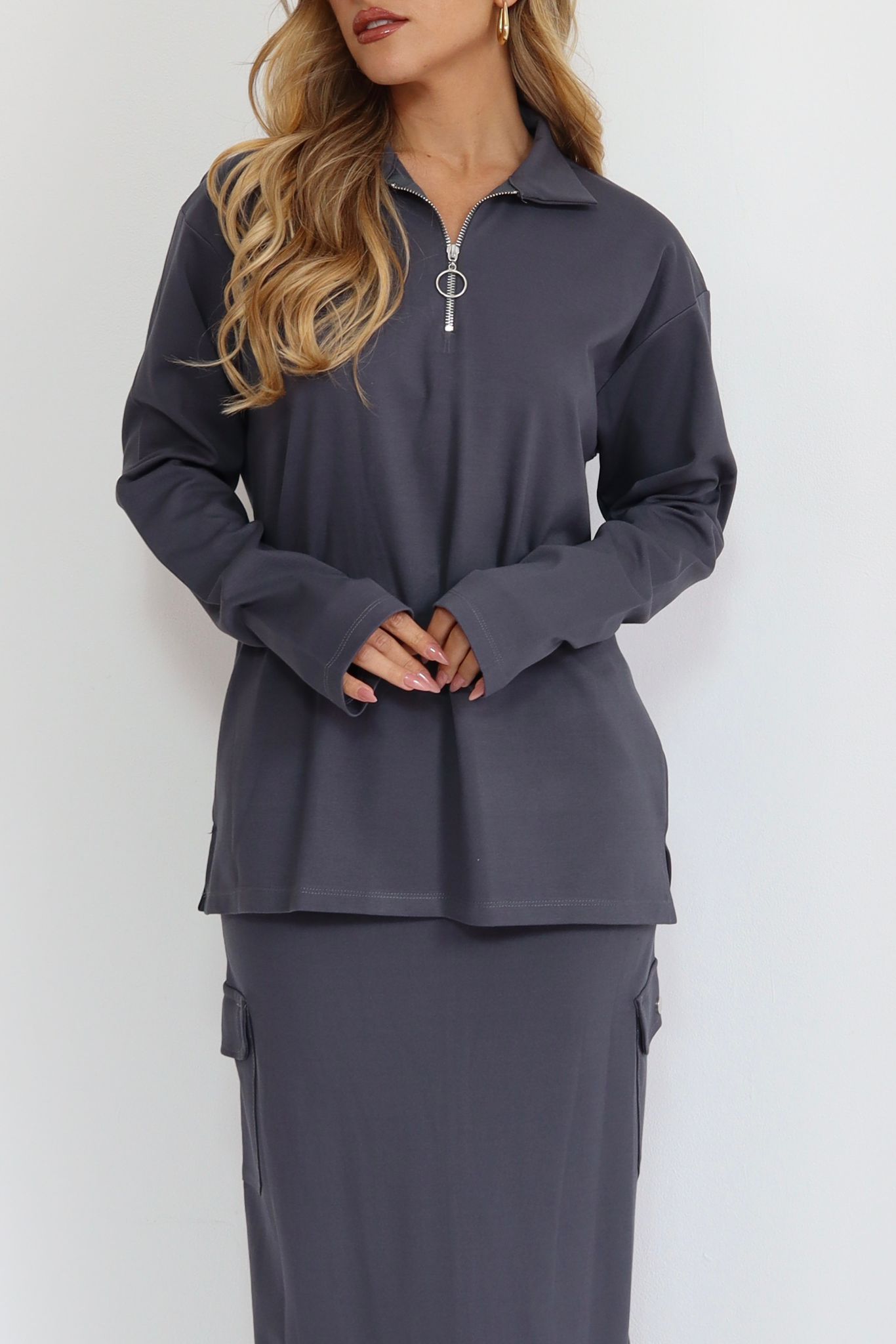 חליפת רוכסן דגמח