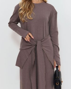 שמלה ושאל קשירה