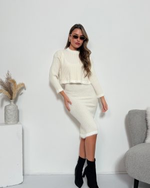 שמלה וחולצה