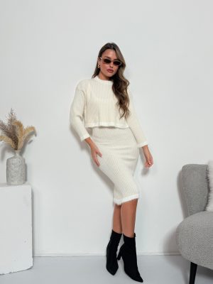 חליפת זואי לבנה