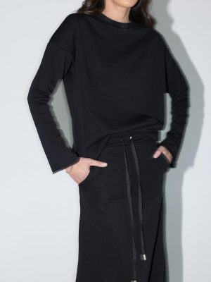 חליפת בל שחורה