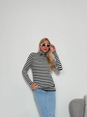 סריג פסים ירקרק