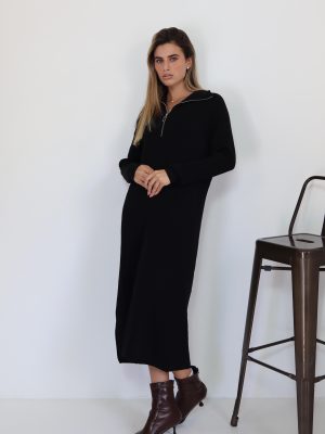 שמלת סריג רוכסן שחורה