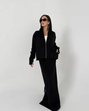 חליפת רוכסן קפוצון שחורה