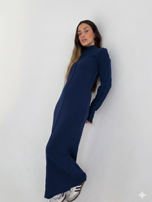 שמלת פס כחולה