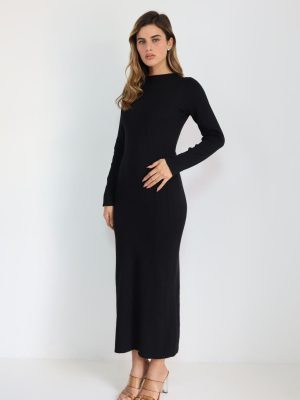 שמלת סריג תיפורים שחור