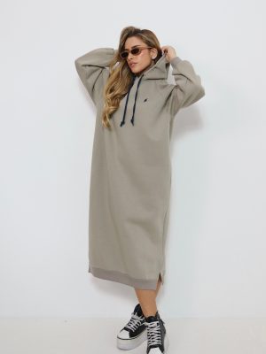 שמלת כובע פולו בז