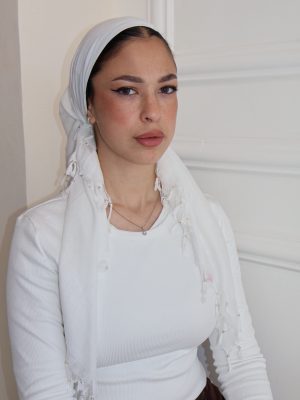 מרובעת קרפ פרנזים לבנה