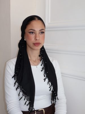 מרובעת קרפ פרנזים שחורה