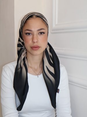 משי מרובעת זברה נייט בז