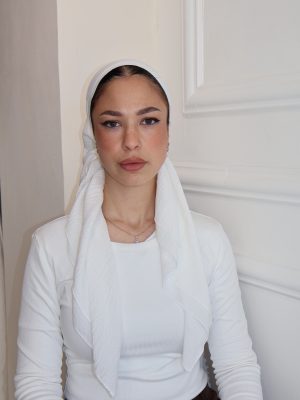 טטרה מרובעת לבנה