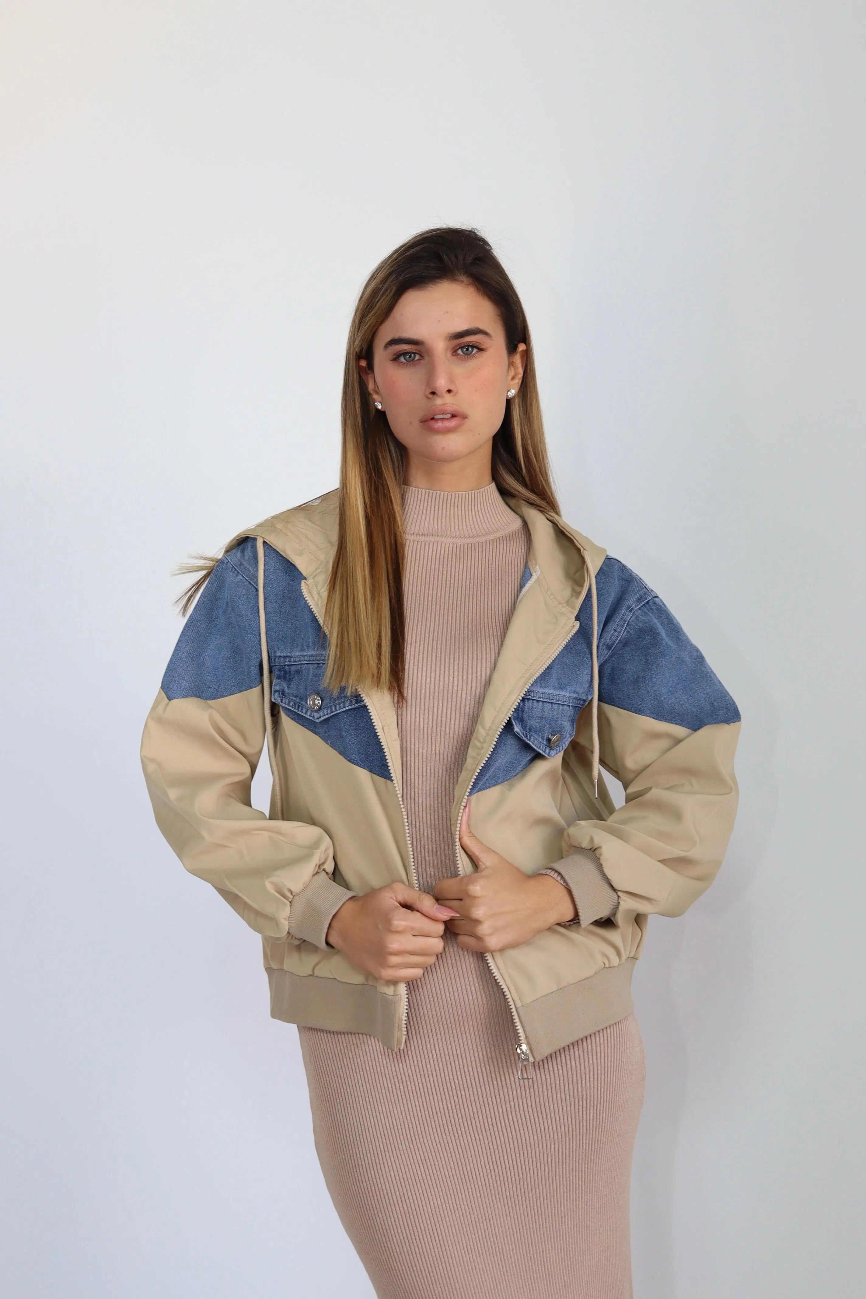 ג'קט שילוב ג'ינס – תמונה 3