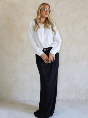 חצאית פליסה שחורה + חגורה