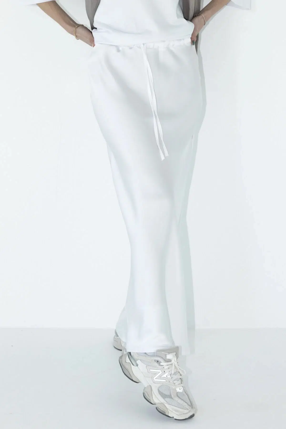 חצאית מורגן לבנה – תמונה 2