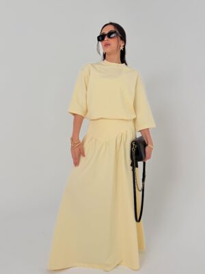 חליפת סומו צהובה