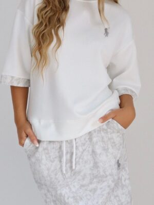 חליפת פולו אפור שילוה לבן