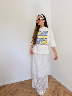 חליפת חצאית תחרה לבנה