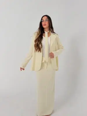 חליפת עניבה קרם